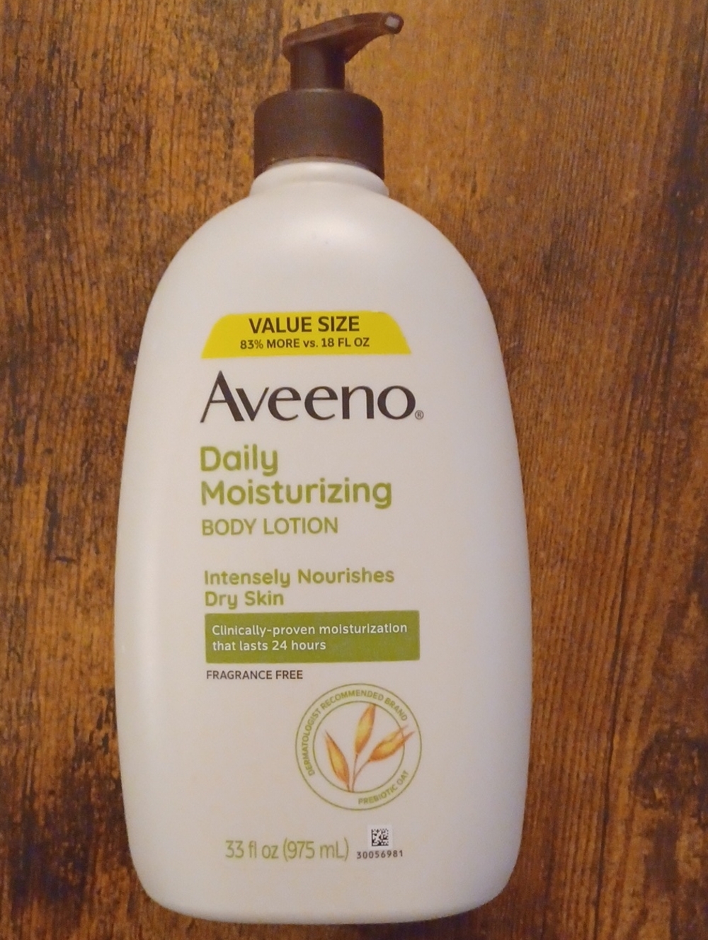 Aveeno Daily Moisturizing Body Lotion — White